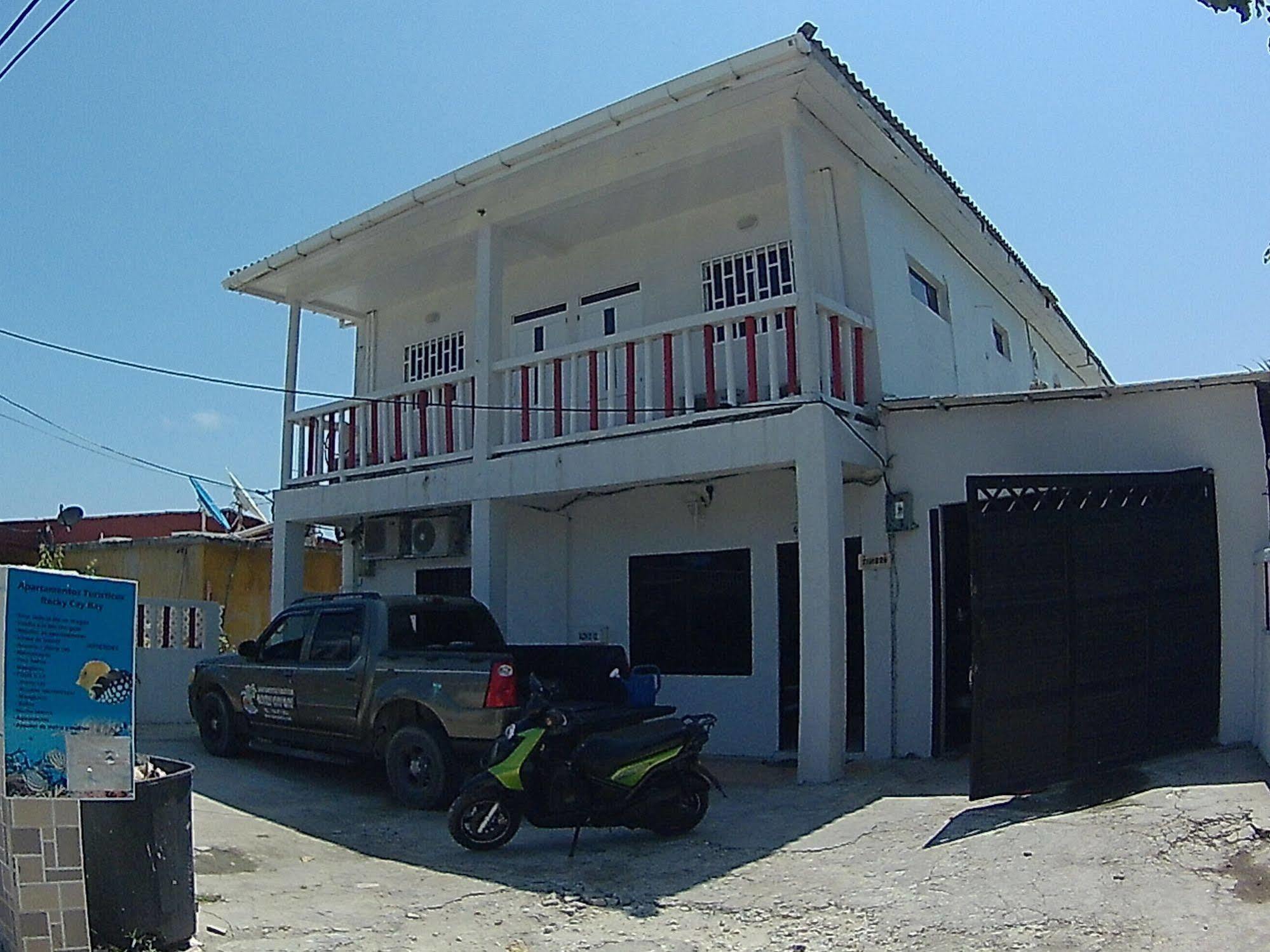 Apartamentos Rocky Cay Bay San Andrés Extérieur photo